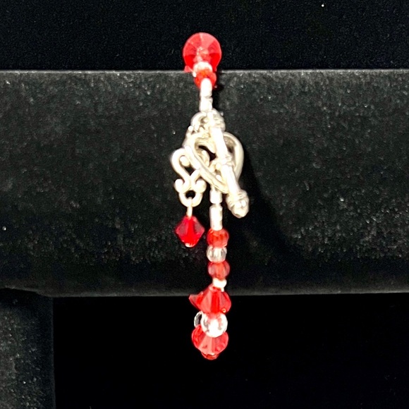 Faceted Red & White Crystal Bracelet & Drop Earrings with Sterling Silver Hooks - Picture 6 of 7